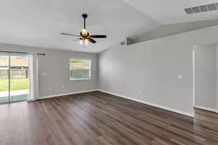 4639 Great Blue Heron Dr, Lakeland, FL 33812 - Photo 8