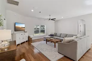 100 Wyndham Dr, Winter Haven, FL 33884 - Photo 22