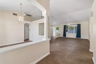 4318 Brandon Ridge Dr, Valrico, FL 33594 - Photo 2