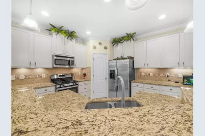 7417 Surrey Pines Drive, Apollo Beach, FL 33572 - Photo 6