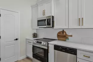 6743 Highlands Creek Blvd, Lakeland, FL 33813 - Photo 14