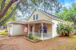 626 Cape Cod Cir, Valrico, FL 33594 - Photo 2