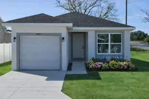 1003 Ave A, Haines City, FL 33844 - Photo 2