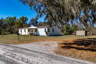 8301 Henry George Rd, Plant City, FL 33567 - Photo 2