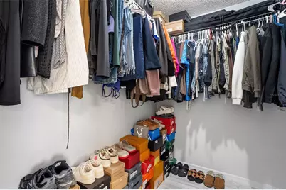 8025 Ridgeglen Cir W, Lakeland, FL 33809 - Photo 18