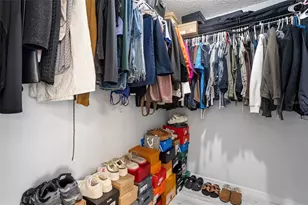 8025 Ridgeglen Cir W, Lakeland, FL 33809 - Photo 18