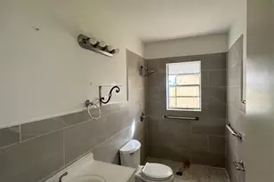 312 Lime Ave, Lake Wales, FL 33853 - Photo 2