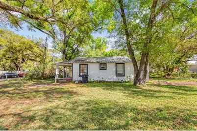 2007 W 61st Street, Tampa, FL 33619 - Photo 16