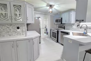 3191 Keuka Loop, Lakeland, FL 33810 - Photo 12