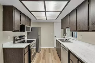 2025 Sylvester Rd, Lakeland, FL 33803 - Photo 14