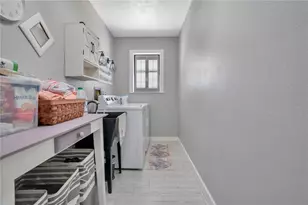 8431 Delaware Dr, Weeki Wachee, FL 34607 - Photo 28