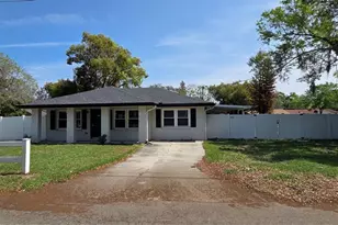 132 James St, Auburndale, FL 33823 - Photo 2