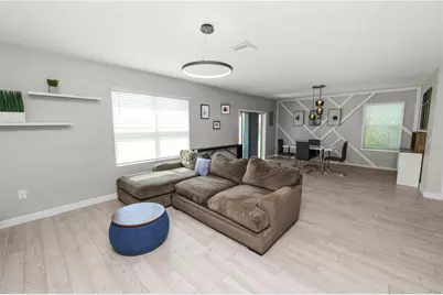 3231 Hilltop Circle, Lakewood Ranch, FL 34211 - Photo 6