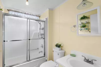 914 Pine Ridge Drive, Lakeland, FL 33809 - Photo 16