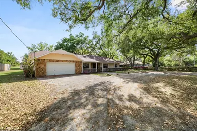 5113 Moll Acres Drive, Plant City, FL 33566 - Photo 2