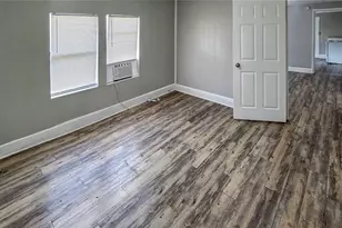 602 Emma St, Lakeland, FL 33815 - Photo 2