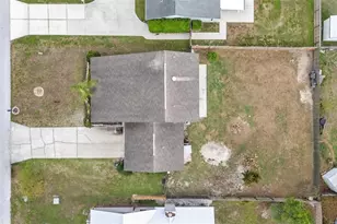 2221 Eastmeadows Rd, Lakeland, FL 33812 - Photo 40