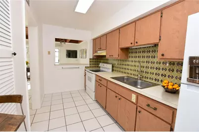 2227 9th St SE, Winter Haven, FL 33880 - Photo 2