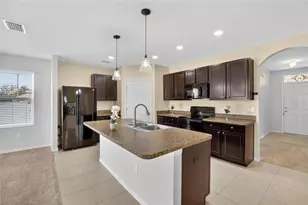 3540 San Moise Pl, Plant City, FL 33567 - Photo 6