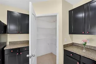 3540 San Moise Pl, Plant City, FL 33567 - Photo 8