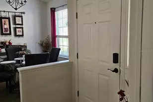 5419 Oxford Manor Cir, Lakeland, FL 33810 - Photo 2