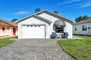 6205 Peacock Run, Lakeland, FL 33809 - Photo 2