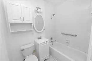 403 W Valencia St, Lakeland, FL 33805 - Photo 14