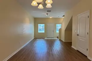 4154 Winding Vine Dr, Lakeland, FL 33812 - Photo 2