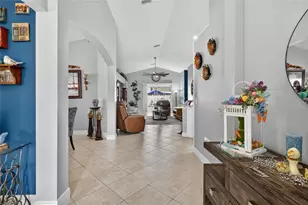 3881 Hampton Hills Dr, Lakeland, FL 33810 - Photo 8