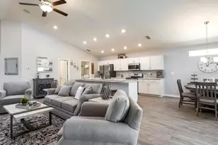 1069 Forest Lake Dr, Wildwood, FL 34785 - Photo 6