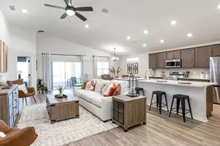 1069 Forest Lake Dr, Wildwood, FL 34785 - Photo 4