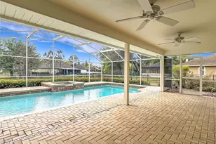 5926 Buck Run Dr, Lakeland, FL 33811 - Photo 2