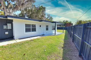 3032 Spirit Lake Dr, Winter Haven, FL 33880 - Photo 4