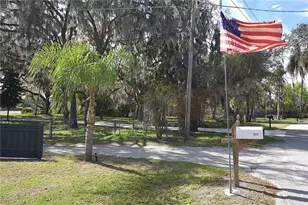 3032 Spirit Lake Dr, Winter Haven, FL 33880 - Photo 44