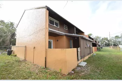 939 Castle Way, Lakeland, FL 33803 - Photo 4