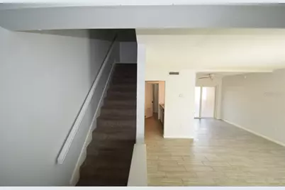 939 Castle Way, Lakeland, FL 33803 - Photo 16