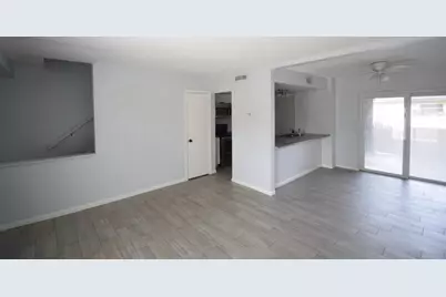 939 Castle Way, Lakeland, FL 33803 - Photo 14