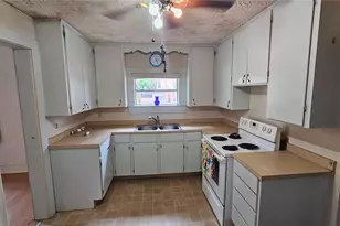 305 Ave B NE, Winter Haven, FL 33881 - Photo 12