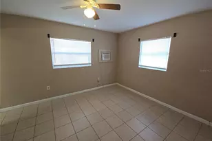 953 6th St SE, Winter Haven, FL 33880 - Photo 6