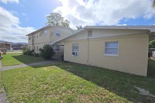953 6th St SE, Winter Haven, FL 33880 - Photo 12