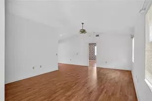 4861 Squire Hollow Dr, Lakeland, FL 33801 - Photo 16