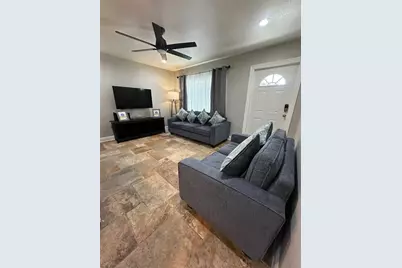 718 Strain Boulevard, Lakeland, FL 33815 - Photo 4