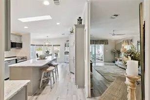 8568 Breeze Hill Dr, Lake Wales, FL 33898 - Photo 12