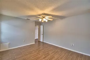1690 Colonnades Cir N, Lakeland, FL 33811 - Photo 36