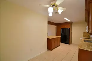 1690 Colonnades Cir N, Lakeland, FL 33811 - Photo 22