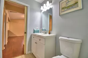 1690 Colonnades Cir N, Lakeland, FL 33811 - Photo 38