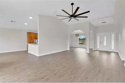 8 Oakridge Drive, Frostproof, FL 33843 - Photo 12