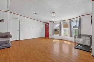 2916 Keene Country Ct, Plant City, FL 33565 - Photo 6