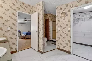 2916 Keene Country Ct, Plant City, FL 33565 - Photo 36