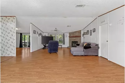 2916 Keene Country Court, Plant City, FL 33565 - Photo 8